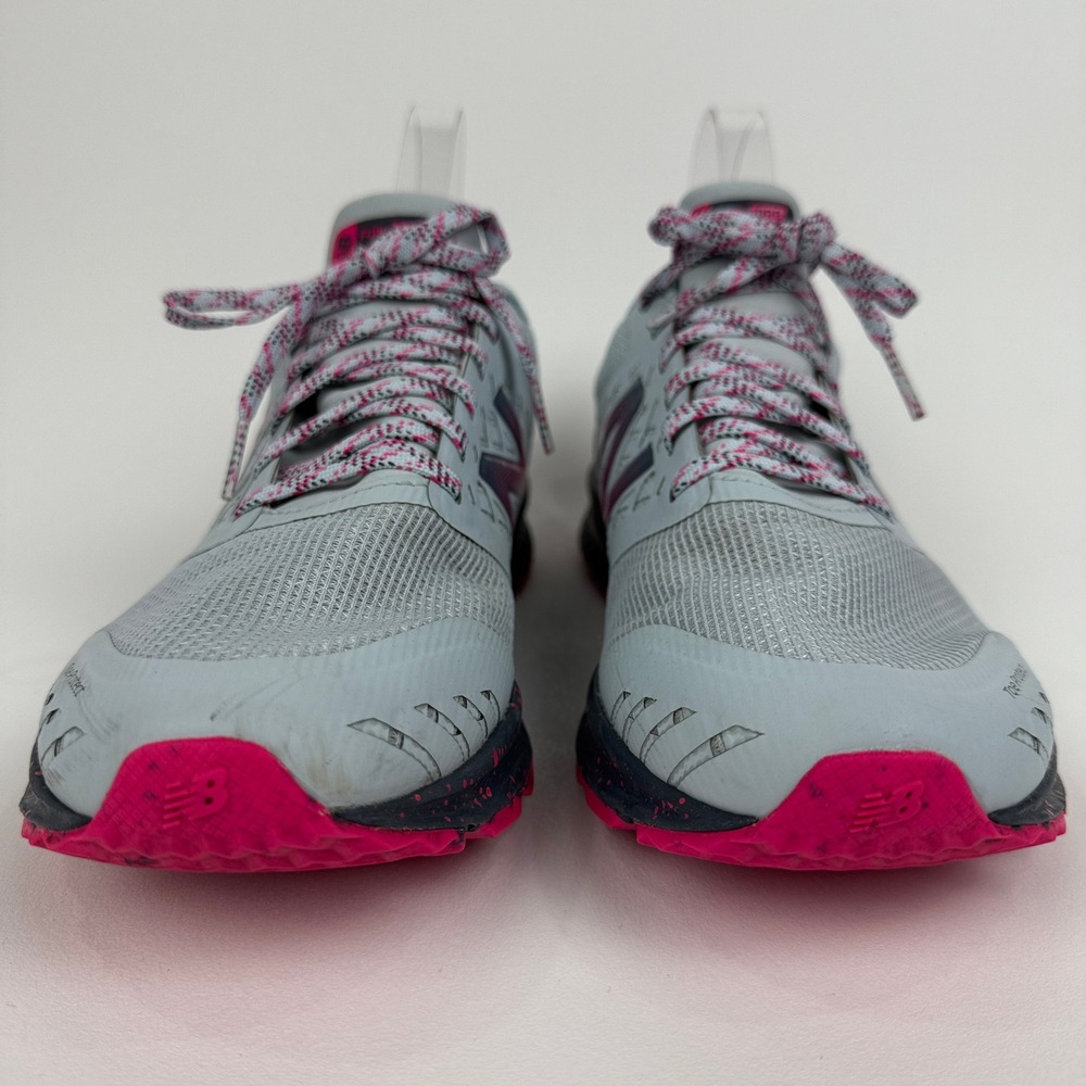 New Balance Women's Size 9.5 WTNTRRL1 Trail Running Shoes Gray Pink - Picture 9 of 9